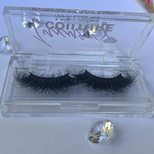 Load image into Gallery viewer, Royalty Mink Lashes

